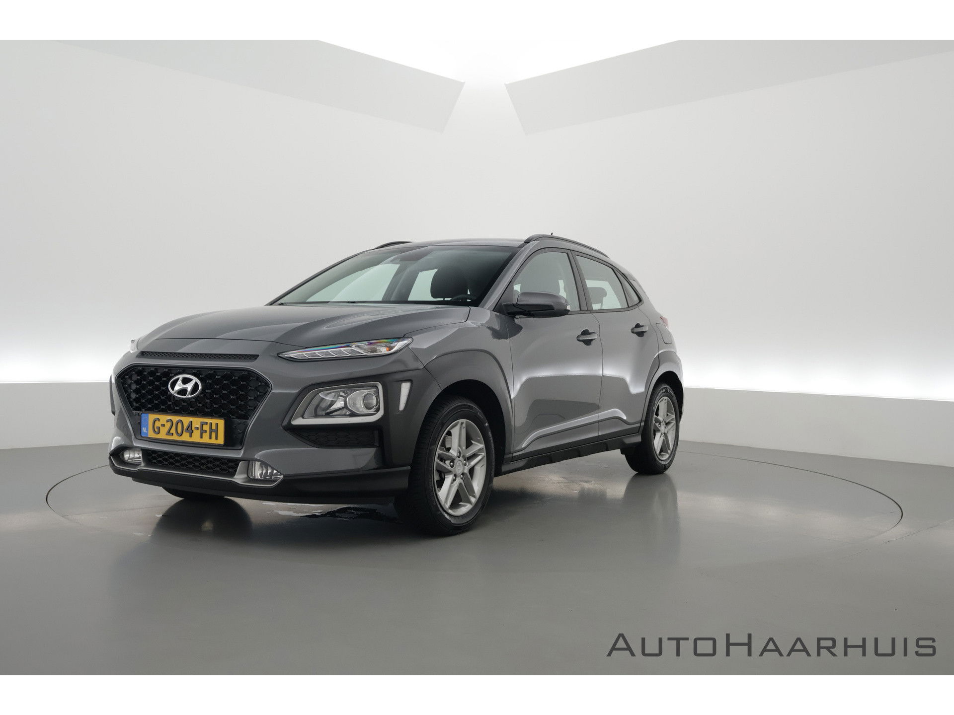 Hyundai KONA 1.0 T-GDI Comfort | Cruise Contr. | Camera | Trekhaak | CarPlay | All seasons | Clima
