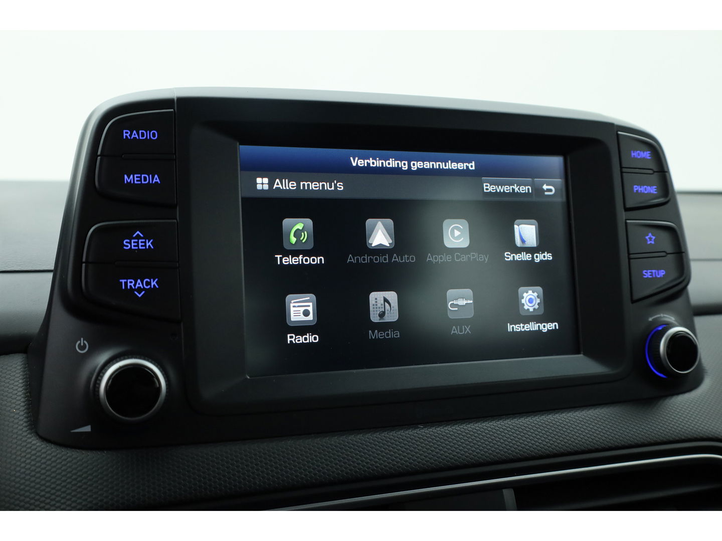 Hyundai KONA 1.0 T-GDI Comfort | Cruise Contr. | Camera | Trekhaak | CarPlay | All seasons | Clima