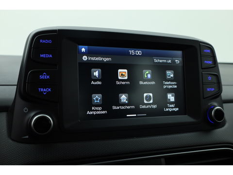 Hyundai KONA 1.0 T-GDI Comfort | Cruise Contr. | Camera | Trekhaak | CarPlay | All seasons | Clima