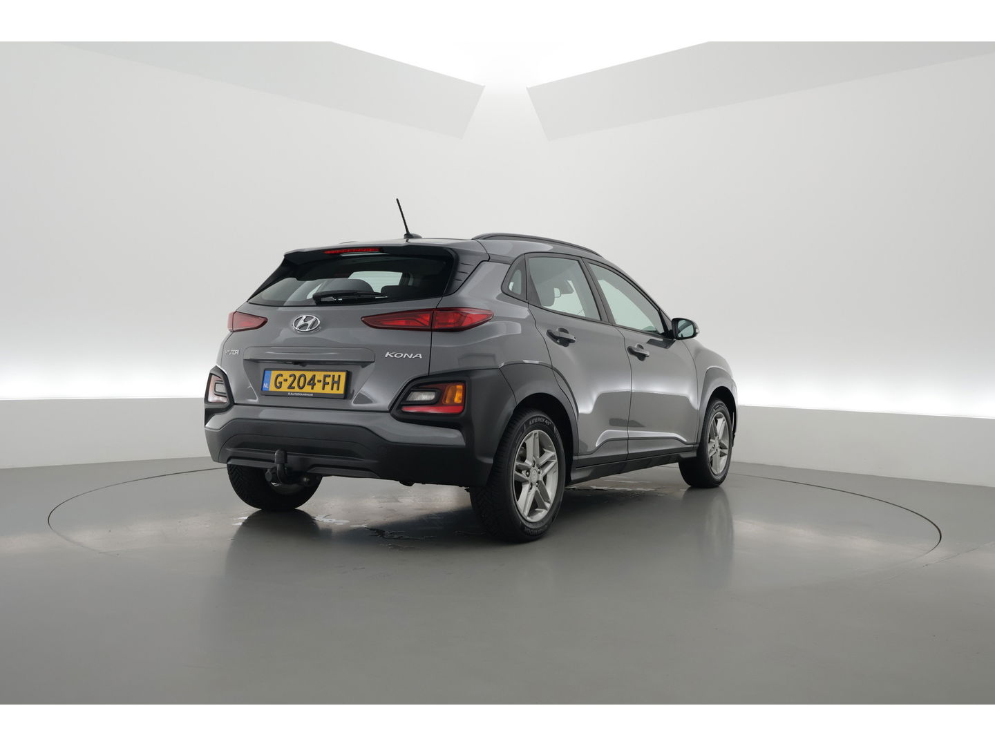 Hyundai KONA 1.0 T-GDI Comfort | Cruise Contr. | Camera | Trekhaak | CarPlay | All seasons | Clima