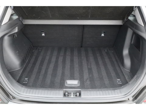 Hyundai KONA 1.0 T-GDI Comfort | Cruise Contr. | Camera | Trekhaak | CarPlay | All seasons | Clima