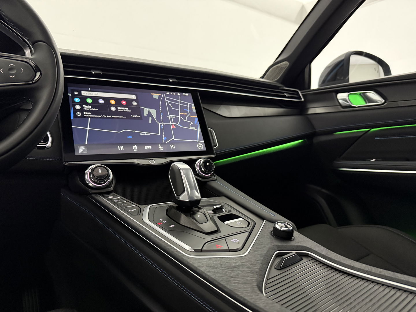 Lynk Co 01 1.5 | SOH 97% | Pano | Sfeer | 360° | Virtual | Memory | Adap. Cruise | Carplay