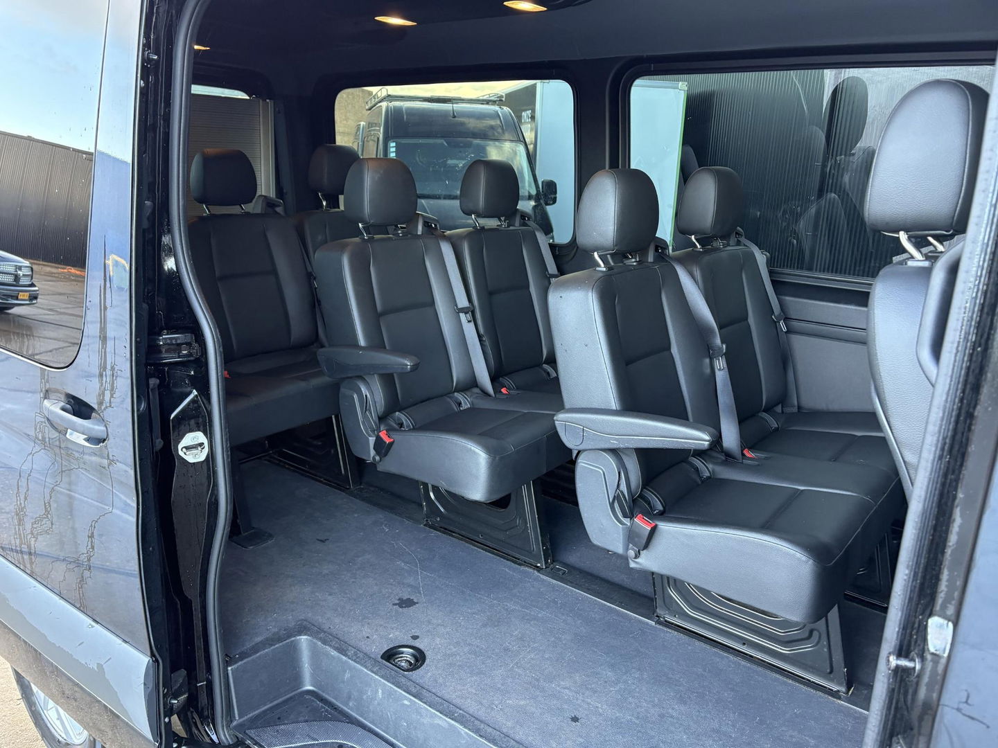 Mercedes-Benz Sprinter Tourer 319 4x4 | LUXE PERSONENBUS | 9 PERSOONS