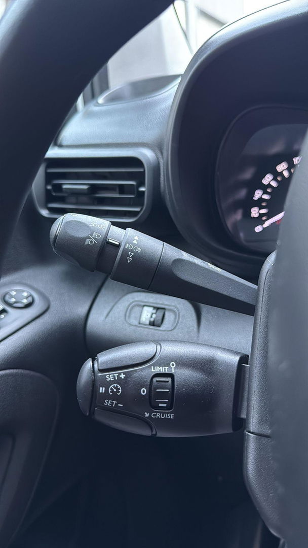 Citroën Berlingo 1.2 3 Peroons Airco Cruise Carplay Stoelverwarming