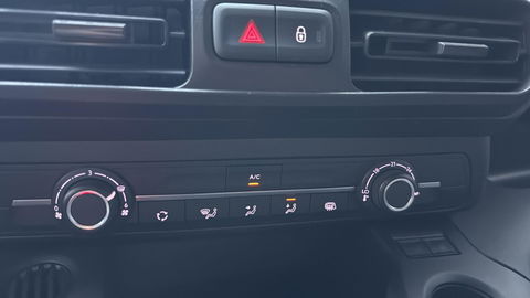 Citroën Berlingo 1.2 3 Peroons Airco Cruise Carplay Stoelverwarming