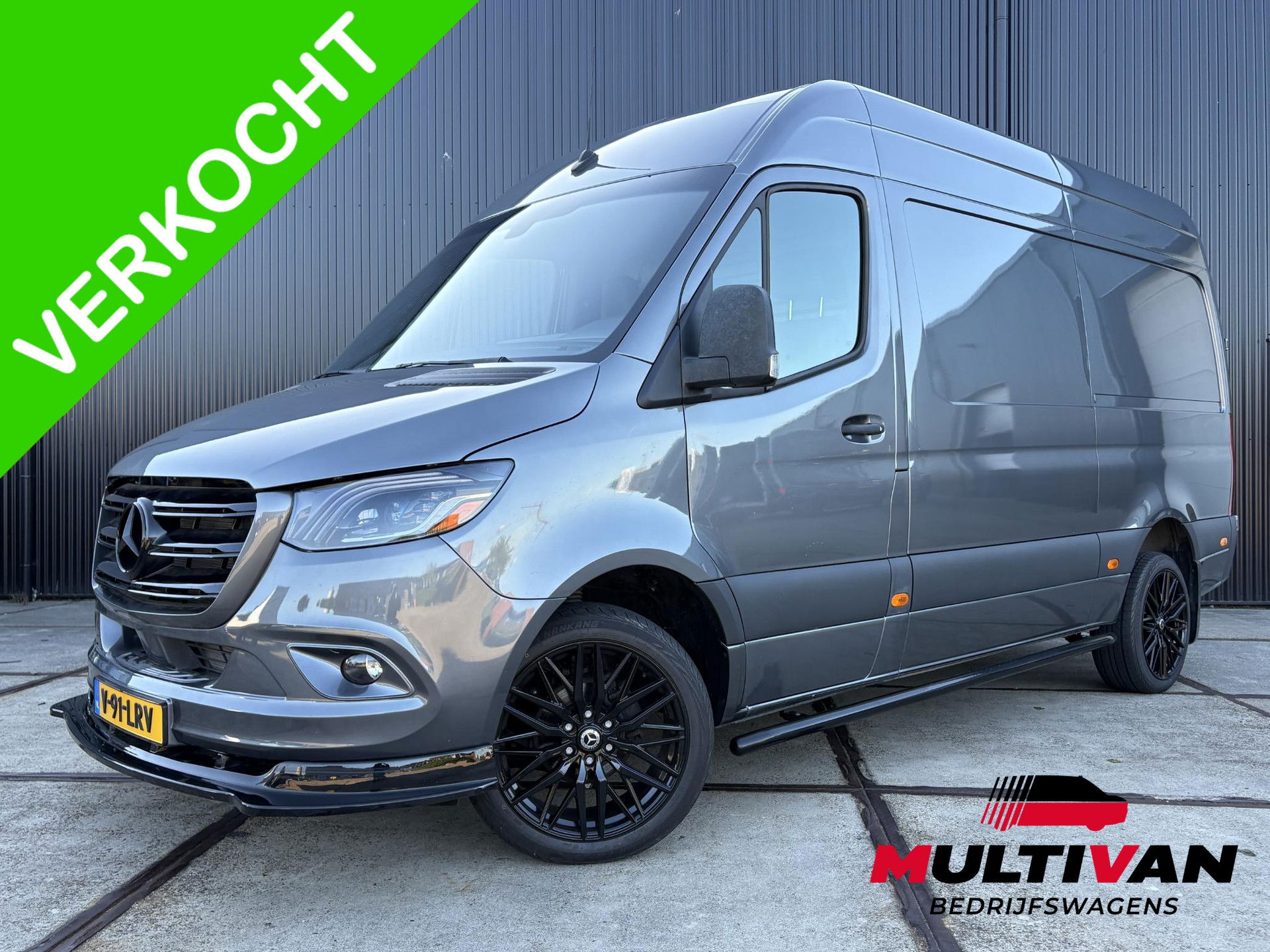 Mercedes-Benz Sprinter 319 L2H2 | 3,5 TON Trekgewicht | LEDER | LED
