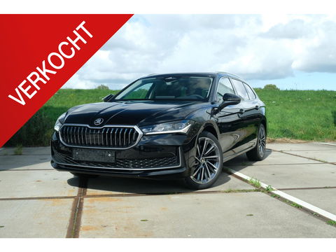 Škoda Superb Combi 1.5 TSI PHEV Laurin & Klement | PANO | LEDER | TREKHAAK | 19" LM VELGEN
