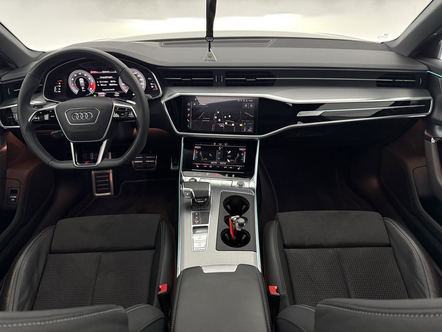 Audi A6 45 TFSI S-Line | Pano | LED-Matrix | Sfeer | 360° | Memory | Carplay | Virtual | Stoelverw. | NAP