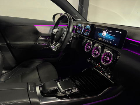 Mercedes-Benz A-Klasse AMG 35 4MATIC Edition 1 PANO KEYLESS