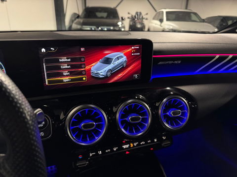 Mercedes-Benz A-Klasse AMG 35 4MATIC Edition 1 PANO KEYLESS