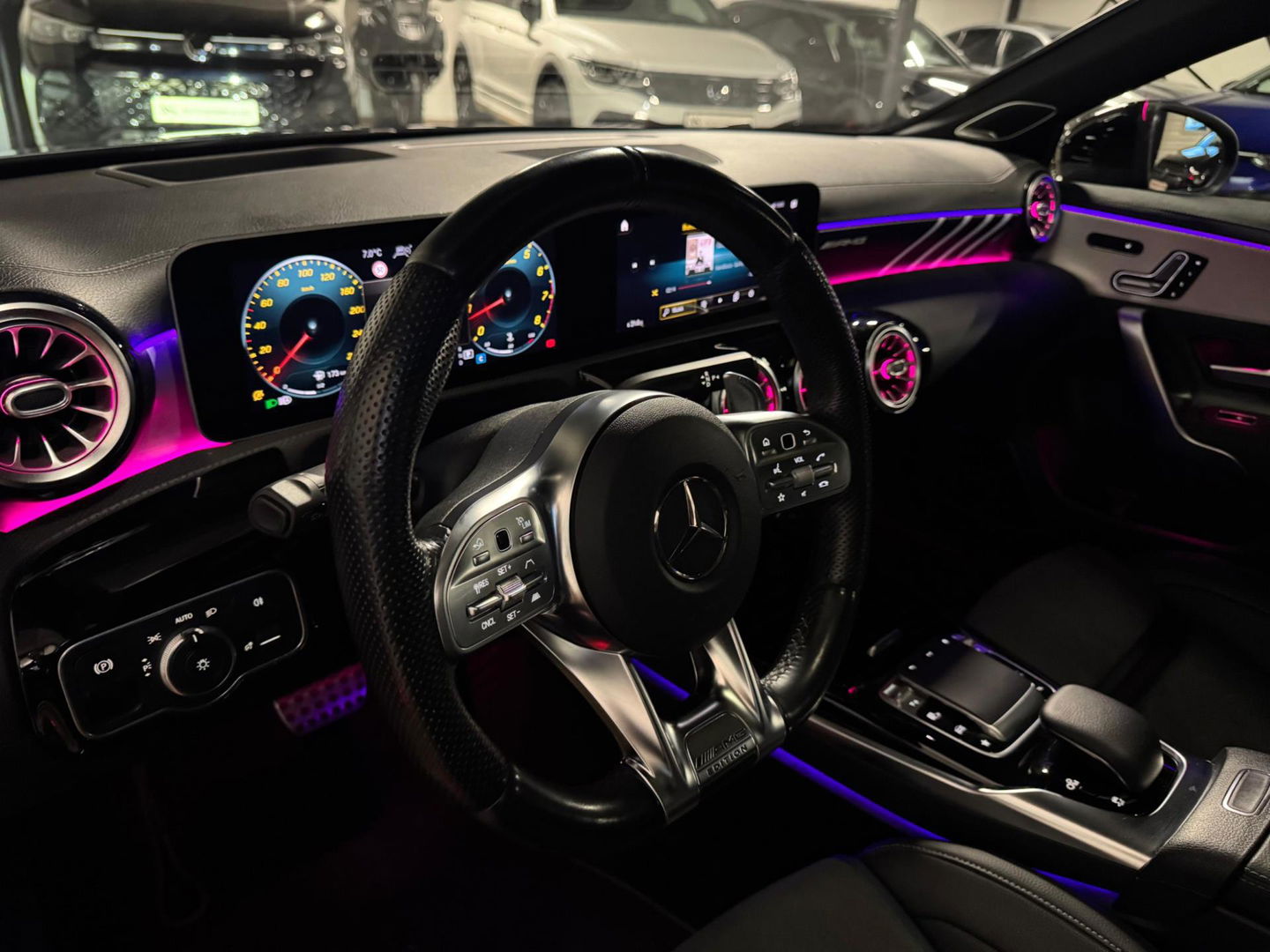 Mercedes-Benz A-Klasse AMG 35 4MATIC Edition 1 PANO KEYLESS