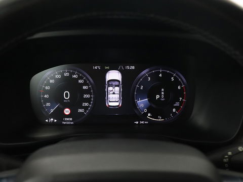 Volvo XC40 2.0 T4 Inscription | Panoramadak | Leder | Adaptive cruise | Trekhaak | Stoelverwarming | 360 Camera | Keyless | Navigatie | Full LED