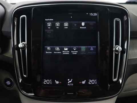 Volvo XC40 2.0 T4 Inscription | Panoramadak | Leder | Adaptive cruise | Trekhaak | Stoelverwarming | 360 Camera | Keyless | Navigatie | Full LED