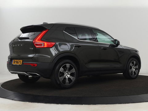 Volvo XC40 2.0 T4 Inscription | Panoramadak | Leder | Adaptive cruise | Trekhaak | Stoelverwarming | 360 Camera | Keyless | Navigatie | Full LED