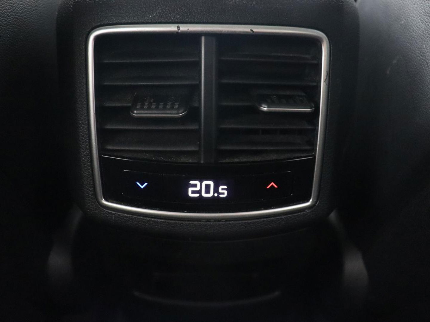 Kia Sportage 1.6 T-GDI Plug-in Hybrid AWD DynamicPlusLine | Stoel & stuurverwarming | Half leder | Camera | Carplay | Adaptive cruise | 19'' | Navigatie | Achterbankverwarming | PHEV