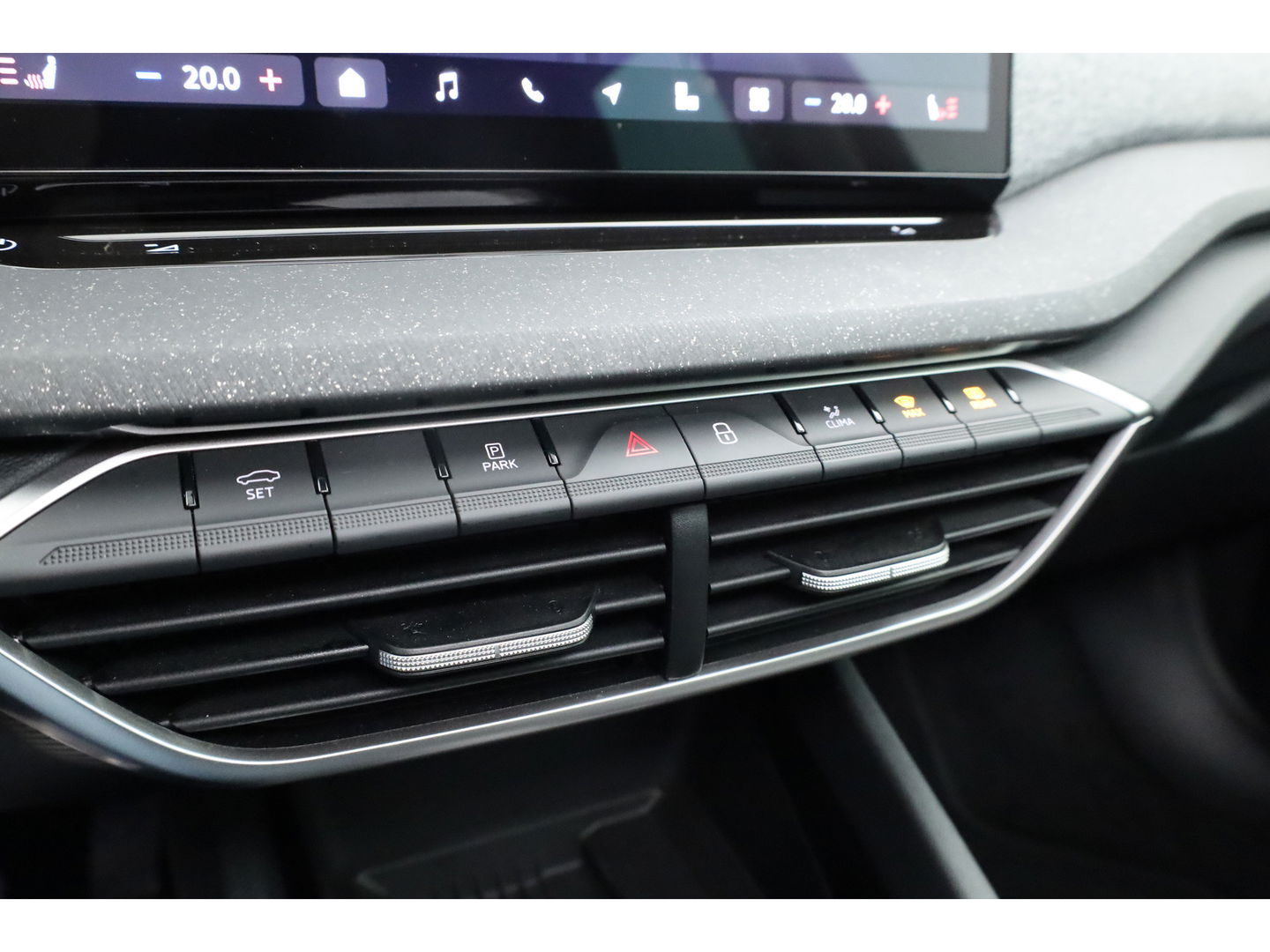 Škoda Octavia Combi 1.5 TSI MHEV Business Edition | Pano | Camera | Apple CarPlay | Stoel- Stuurverw. | Keyless |