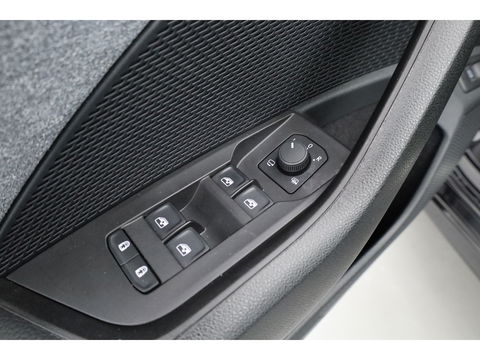 Škoda Octavia Combi 1.5 TSI MHEV Business Edition | Pano | Camera | Apple CarPlay | Stoel- Stuurverw. | Keyless |