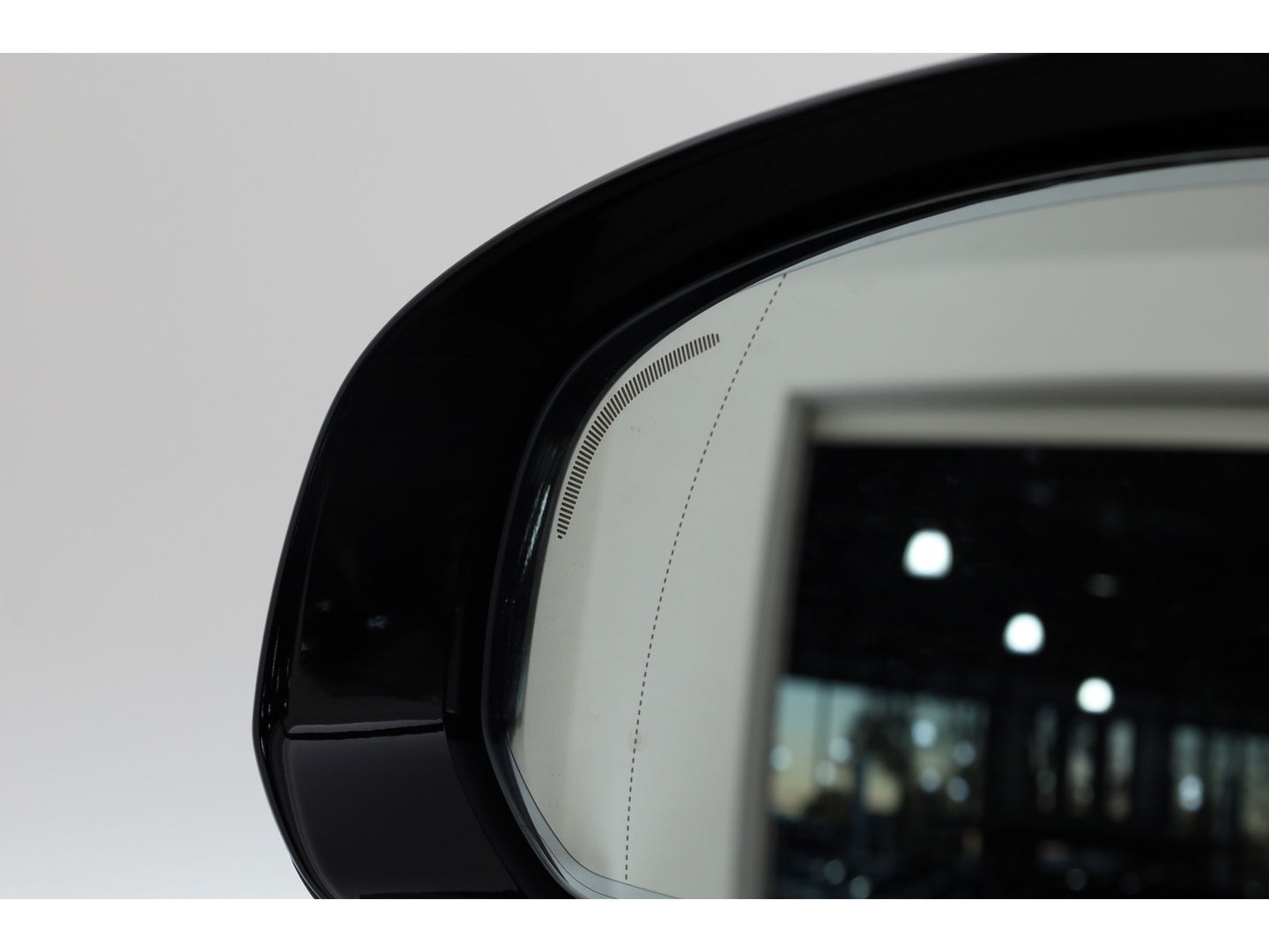 Volvo XC60 T6 Plug-in hybrid Ultra Black Edition | Facelift | Pano | HUD | 360cam | Harman Kardon | Memory seats | Pilot Assist |