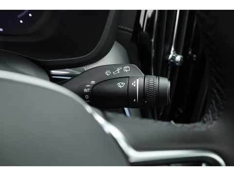 Volvo XC60 T6 Plug-in hybrid Ultra Black Edition | Facelift | Pano | HUD | 360cam | Harman Kardon | Memory seats | Pilot Assist |