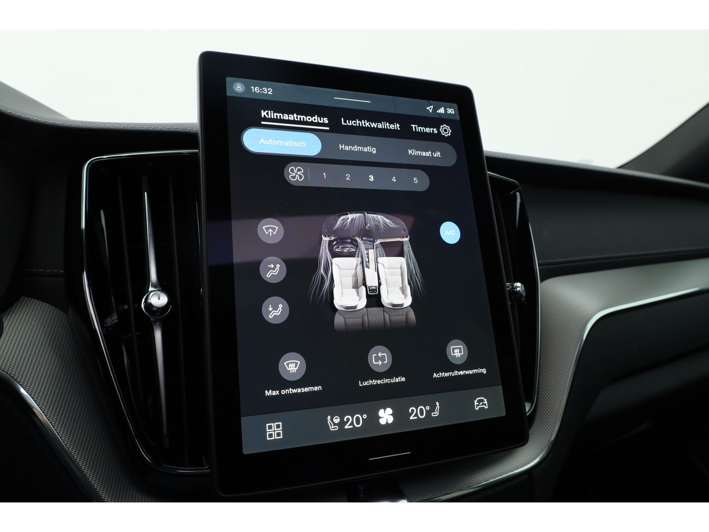 Volvo XC60 T6 Plug-in hybrid Ultra Black Edition | Facelift | Pano | HUD | 360cam | Harman Kardon | Memory seats | Pilot Assist |