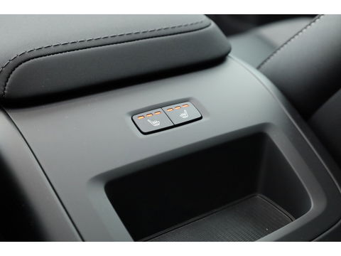 Volvo XC60 T6 Plug-in hybrid Ultra Black Edition | Facelift | Pano | HUD | 360cam | Harman Kardon | Memory seats | Pilot Assist |