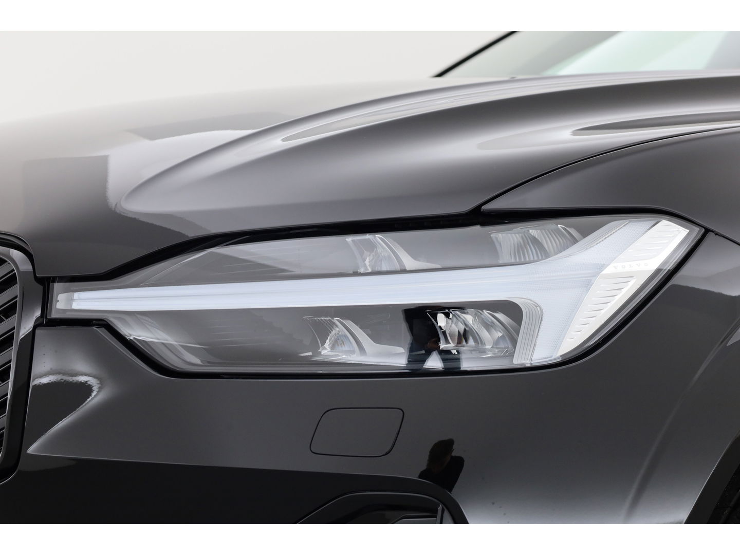 Volvo XC60 T6 Plug-in hybrid Ultra Black Edition | Facelift | Pano | HUD | 360cam | Harman Kardon | Memory seats | Pilot Assist |