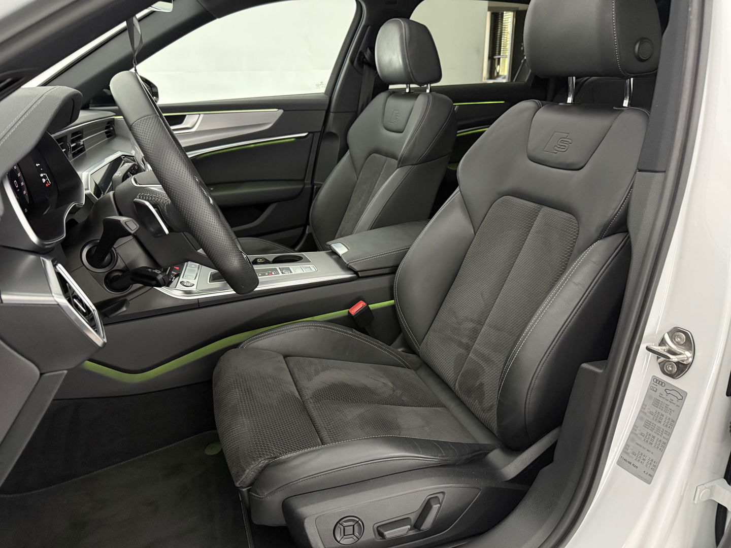 Audi A6 45 TFSI S-Line | Pano | LED-Matrix | Sfeer | 360° | Memory | Carplay | Virtual | Stoelverw. | NAP