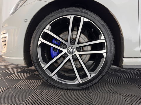 Volkswagen Golf 1.4 TSI GTE Executive Plus ( Plug-in ) Aut. * PANO | FULL-LED | NAVI-FULLMAP | SPORT-SEATS | DAB+ | ECC | CRUISE | CAMERA | PRIVACY-GLASS | 18" ALU *