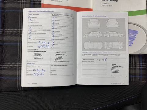 Volkswagen Golf 1.4 TSI GTE Executive Plus ( Plug-in ) Aut. * PANO | FULL-LED | NAVI-FULLMAP | SPORT-SEATS | DAB+ | ECC | CRUISE | CAMERA | PRIVACY-GLASS | 18" ALU *