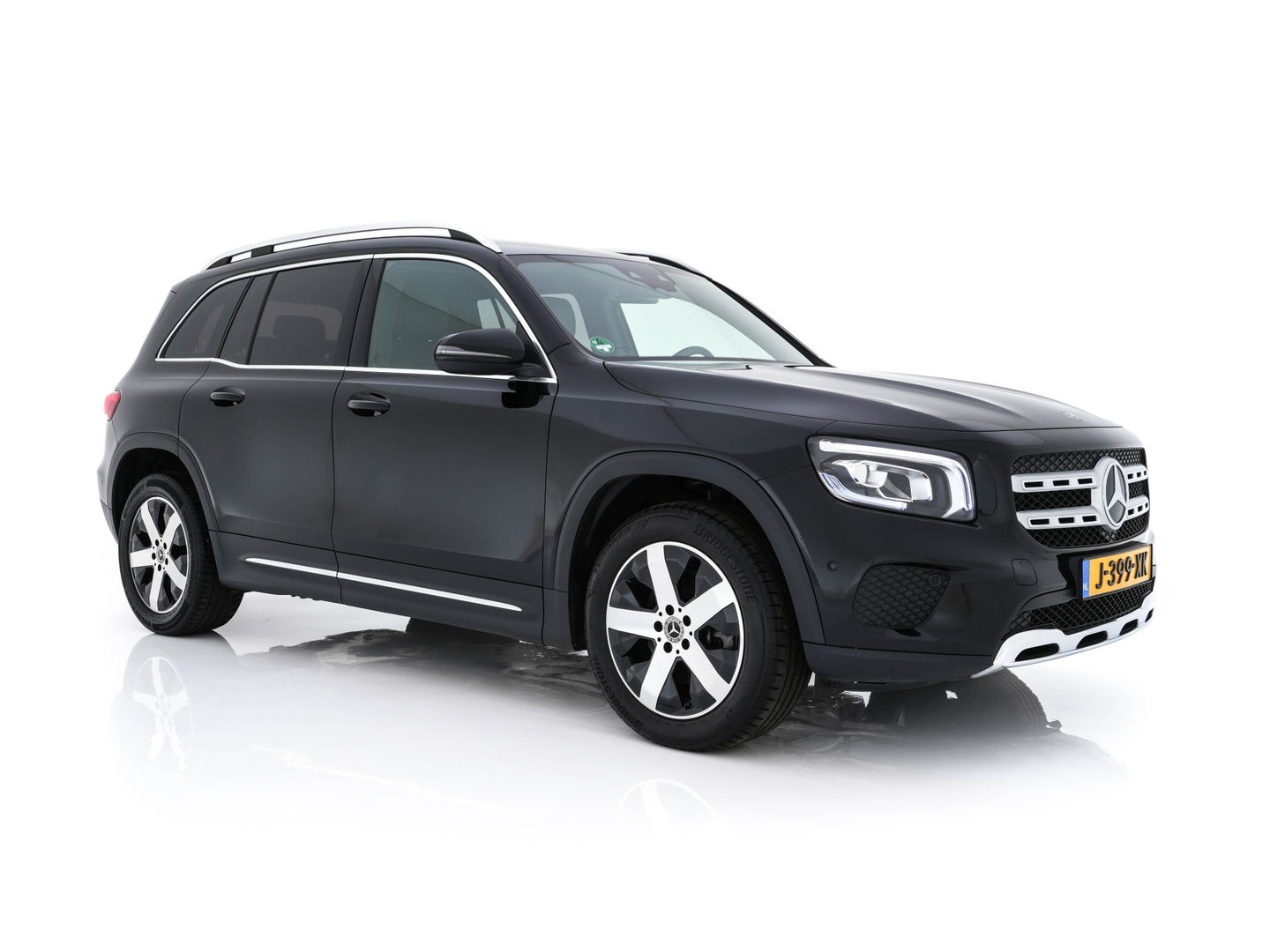 Mercedes-Benz GLB 180 d Business Solution Luxury [ 7-Pers. ] (INCL-BTW) Aut. *LUXURY-LEATHER | FULL-LED | AMBIENT-LIGHT | WIDESCREEN-DIGI-COCKPIT | HEATED-COMFORTSEATS | CAMERA | DAB+ | NAVI-FULLMAP | ECC | MEMORY-PACK | PDC | CRUISE | PRIVACY-GLASS |