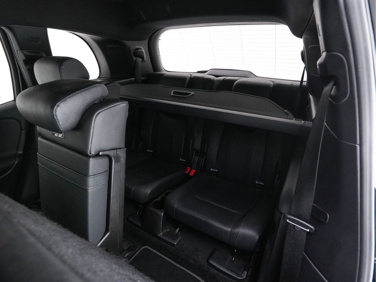 Mercedes-Benz GLB 180 d Business Solution Luxury [ 7-Pers. ] (INCL-BTW) Aut. *LUXURY-LEATHER | FULL-LED | AMBIENT-LIGHT | WIDESCREEN-DIGI-COCKPIT | HEATED-COMFORTSEATS | CAMERA | DAB+ | NAVI-FULLMAP | ECC | MEMORY-PACK | PDC | CRUISE | PRIVACY-GLASS |