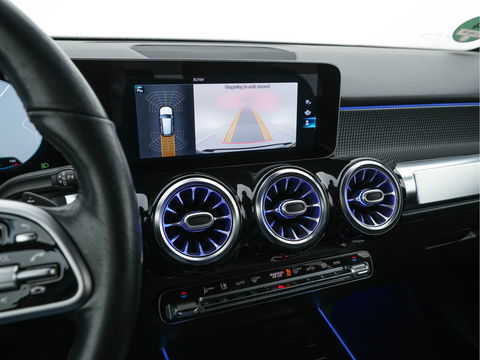 Mercedes-Benz GLB 180 d Business Solution Luxury [ 7-Pers. ] (INCL-BTW) Aut. *LUXURY-LEATHER | FULL-LED | AMBIENT-LIGHT | WIDESCREEN-DIGI-COCKPIT | HEATED-COMFORTSEATS | CAMERA | DAB+ | NAVI-FULLMAP | ECC | MEMORY-PACK | PDC | CRUISE | PRIVACY-GLASS |