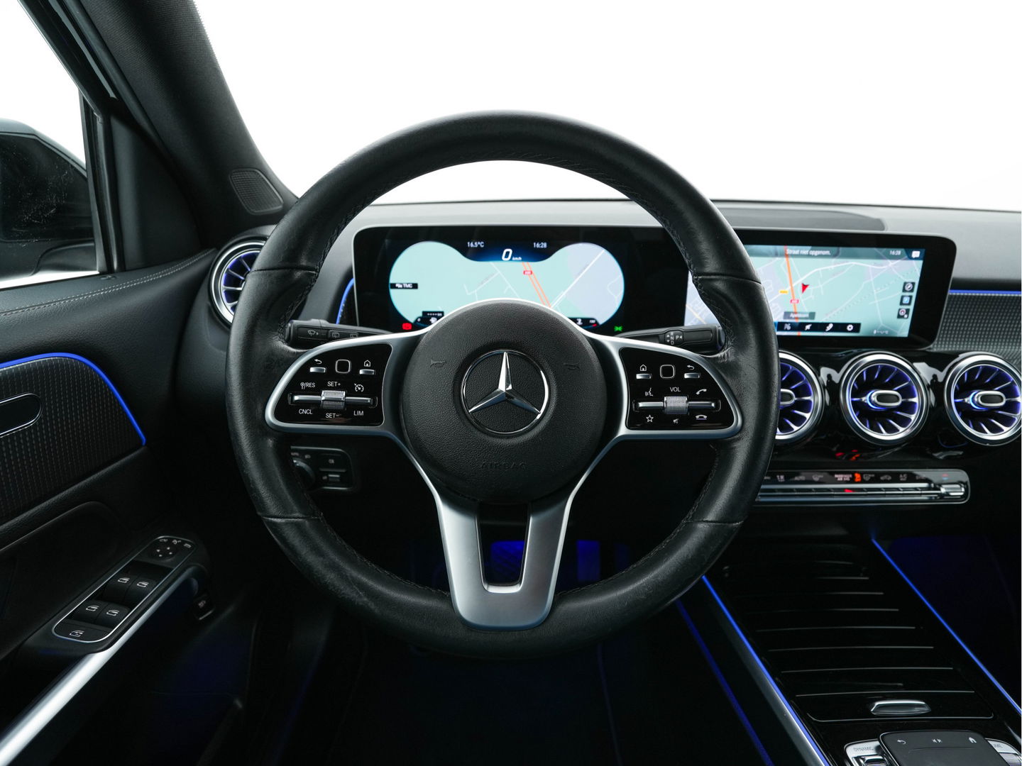 Mercedes-Benz GLB 180 d Business Solution Luxury [ 7-Pers. ] (INCL-BTW) Aut. *LUXURY-LEATHER | FULL-LED | AMBIENT-LIGHT | WIDESCREEN-DIGI-COCKPIT | HEATED-COMFORTSEATS | CAMERA | DAB+ | NAVI-FULLMAP | ECC | MEMORY-PACK | PDC | CRUISE | PRIVACY-GLASS |