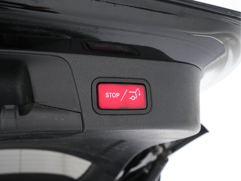 Mercedes-Benz GLB 180 d Business Solution Luxury [ 7-Pers. ] (INCL-BTW) Aut. *LUXURY-LEATHER | FULL-LED | AMBIENT-LIGHT | WIDESCREEN-DIGI-COCKPIT | HEATED-COMFORTSEATS | CAMERA | DAB+ | NAVI-FULLMAP | ECC | MEMORY-PACK | PDC | CRUISE | PRIVACY-GLASS |