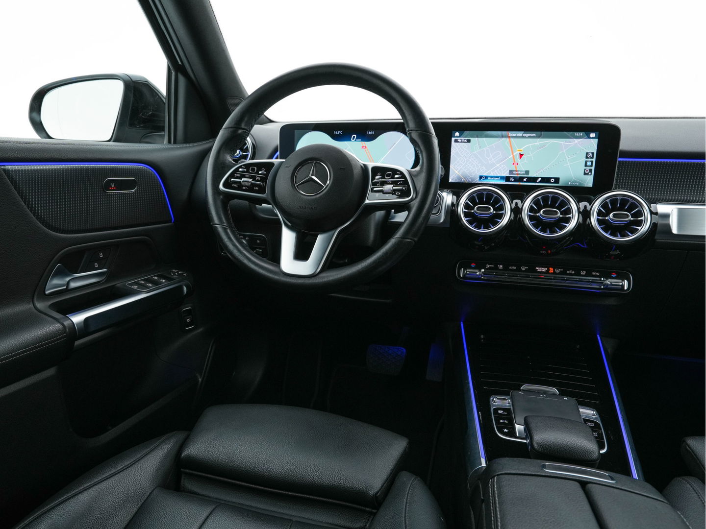 Mercedes-Benz GLB 180 d Business Solution Luxury [ 7-Pers. ] (INCL-BTW) Aut. *LUXURY-LEATHER | FULL-LED | AMBIENT-LIGHT | WIDESCREEN-DIGI-COCKPIT | HEATED-COMFORTSEATS | CAMERA | DAB+ | NAVI-FULLMAP | ECC | MEMORY-PACK | PDC | CRUISE | PRIVACY-GLASS |