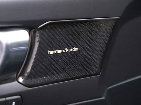 Volvo XC40 2.0 T5 AWD R-Design Pano H\K 360° ACC Trekh. NAP