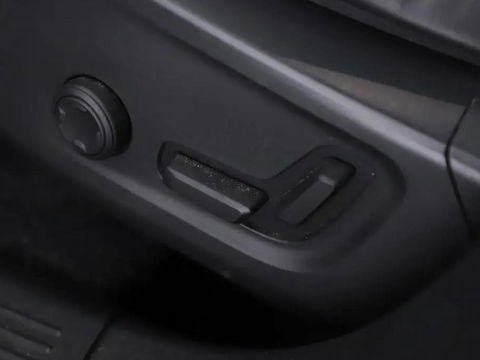 Volvo XC40 2.0 T5 AWD R-Design Pano H\K 360° ACC Trekh. NAP