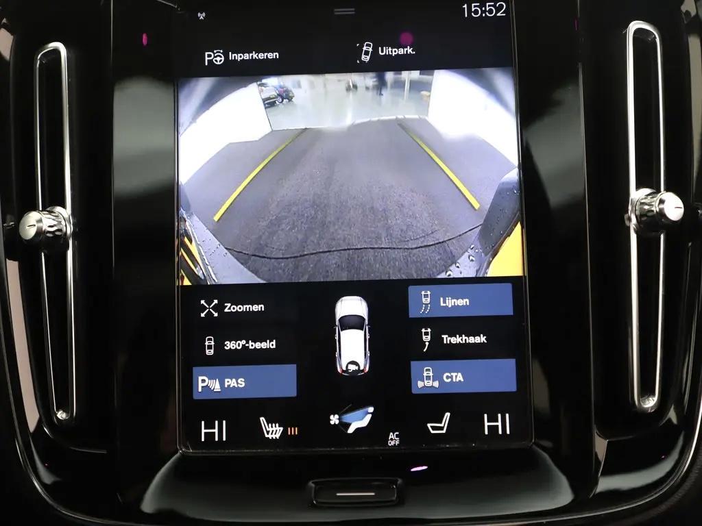 Volvo XC40 2.0 T5 AWD R-Design Pano H\K 360° ACC Trekh. NAP