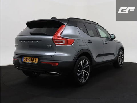 Volvo XC40 2.0 T5 AWD R-Design Pano H\K 360° ACC Trekh. NAP