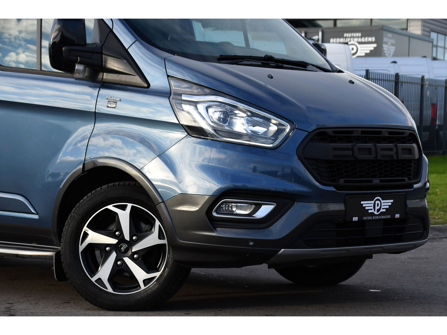 Ford Transit Custom 300 2.0 TDCI L2H1 Active Cruise, Camera, Carplay, LED, Stoelverwarming,