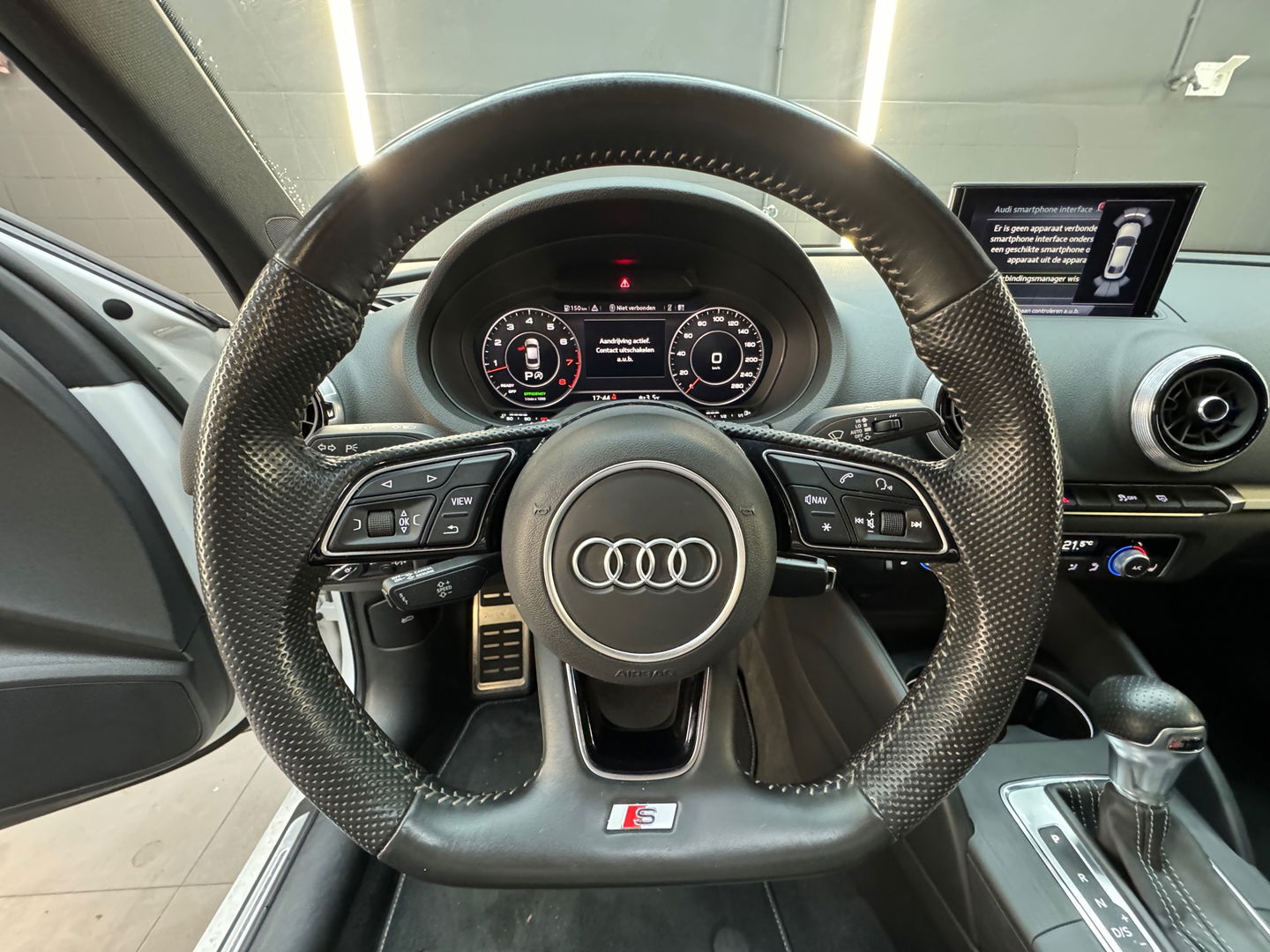 Audi A3 Limousine 35 TFSI CoD Advance Sport 2x S Line Pano