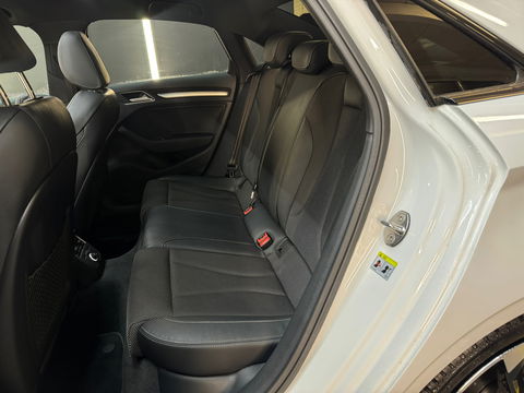 Audi A3 Limousine 35 TFSI CoD Advance Sport 2x S Line Pano