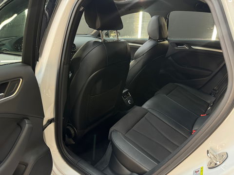 Audi A3 Limousine 35 TFSI CoD Advance Sport 2x S Line Pano