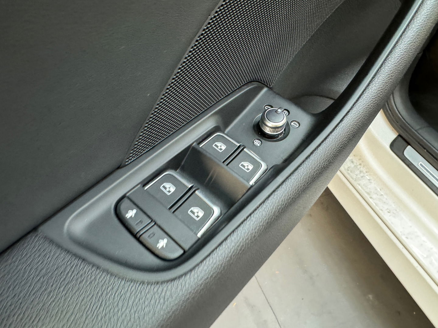 Audi A3 Limousine 35 TFSI CoD Advance Sport 2x S Line Pano