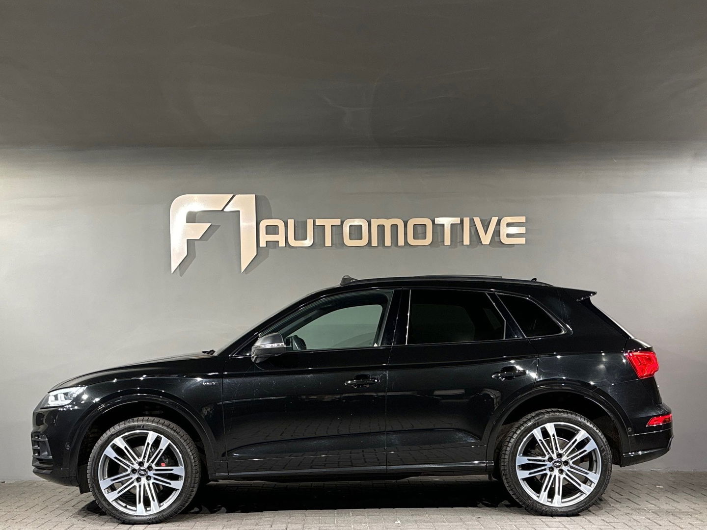 Audi SQ5 3.0 TFSI quattro Pro Line+ Pano|RS Seat|B&O|Massage