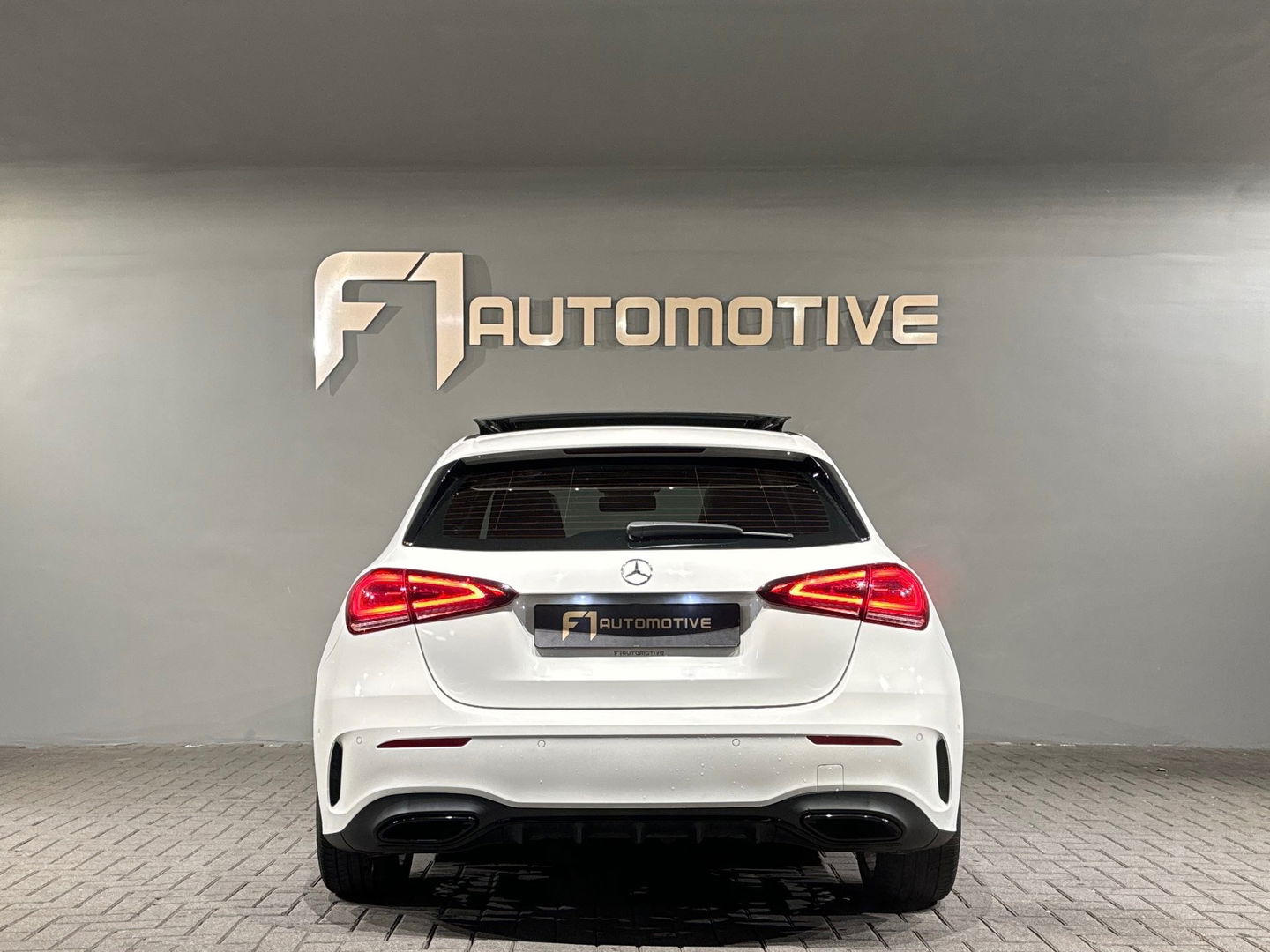 Mercedes-Benz A-Klasse 200 AMG Pano|Sfeer|Night|Camera|Leder