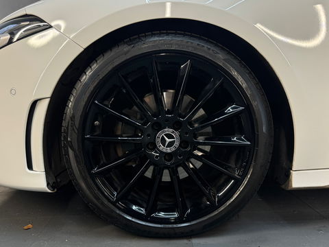 Mercedes-Benz A-Klasse 200 AMG Pano|Sfeer|Night|Camera|Leder