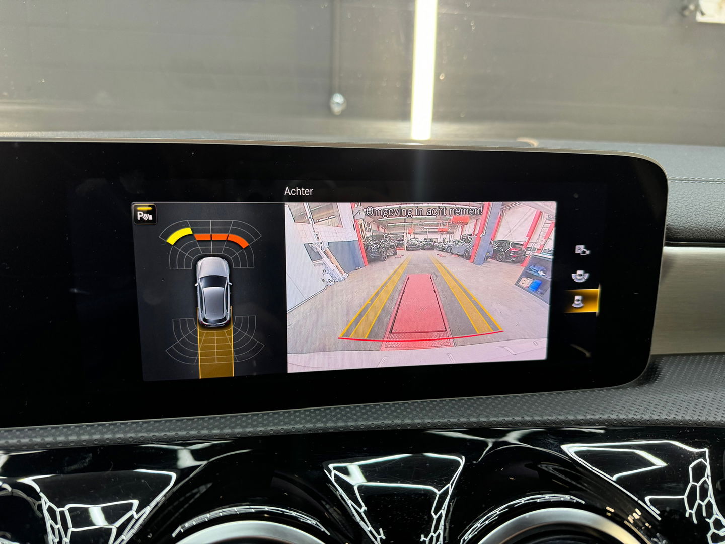 Mercedes-Benz A-Klasse 200 AMG Pano|Sfeer|Night|Camera|Leder