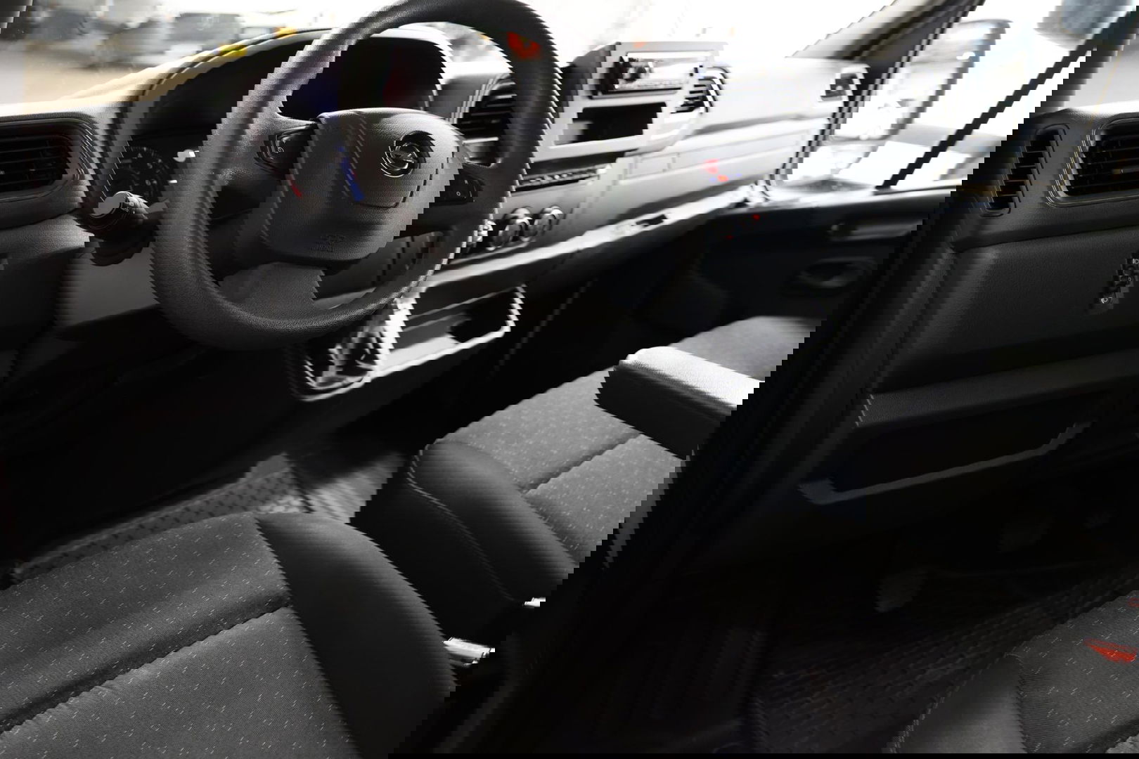 Opel Movano 2.3 Turbo L3H2 IMPERIAAL TREKHAAK