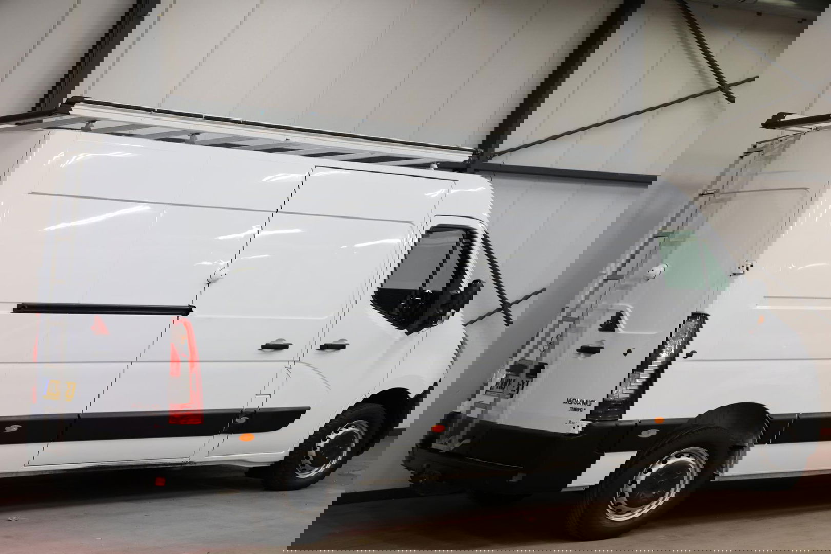 Opel Movano 2.3 Turbo L3H2 IMPERIAAL TREKHAAK